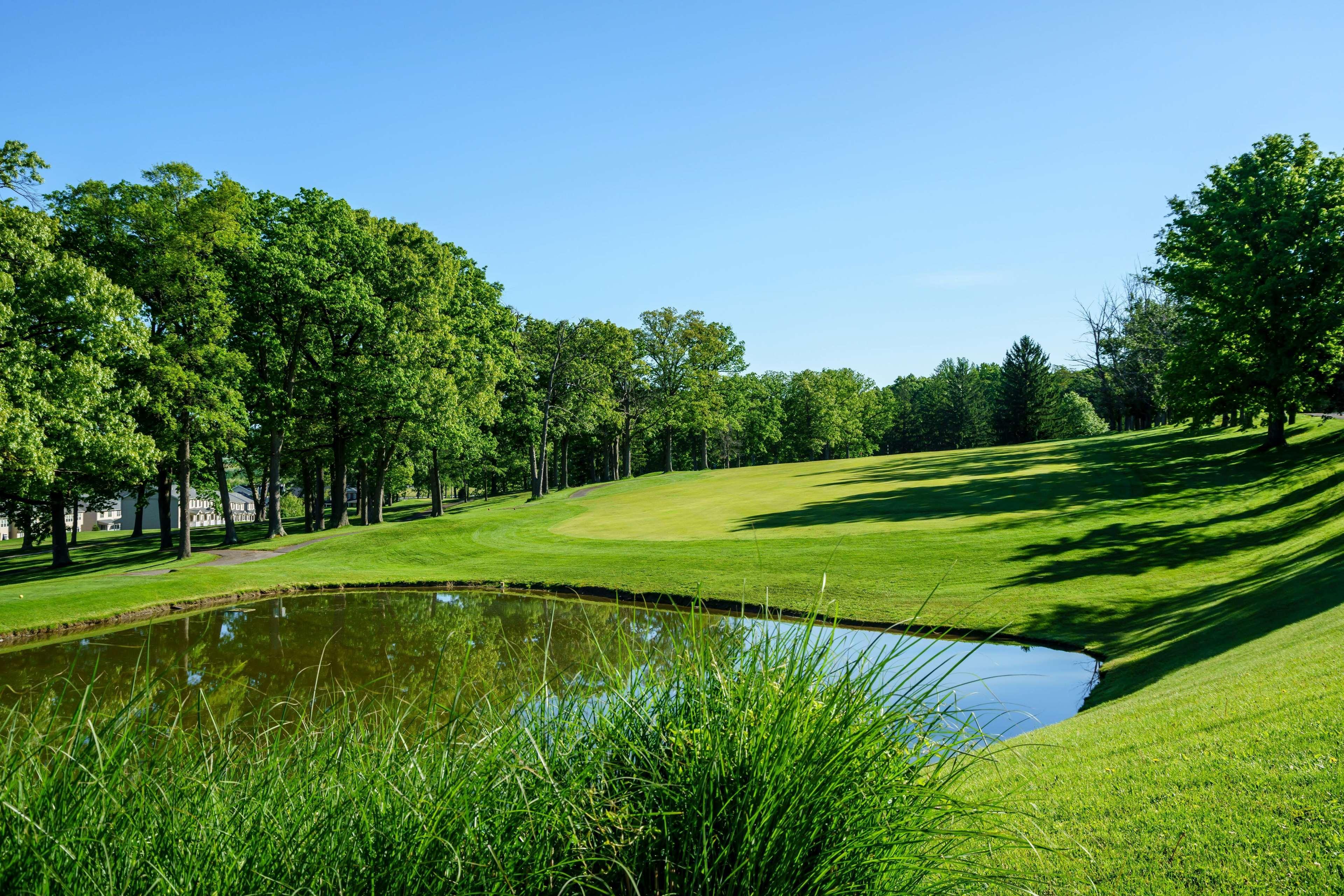 Lakeview Golf Resort Morgantown Exterior photo