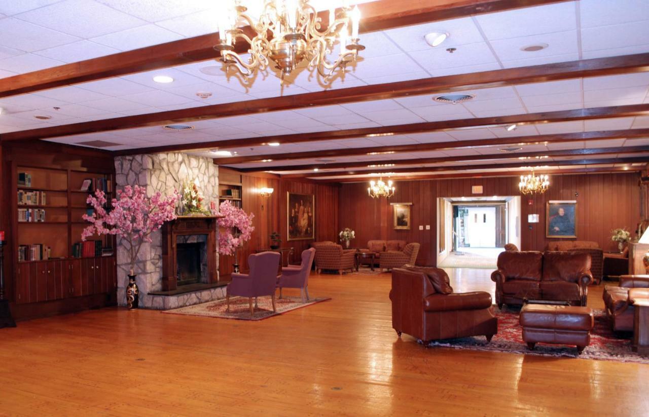Lakeview Golf Resort Morgantown Exterior photo
